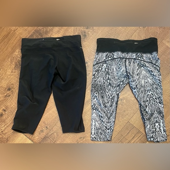 Nike cropped running leggings 2 pairs Womens Sz small drifit - Picture 6 of 7